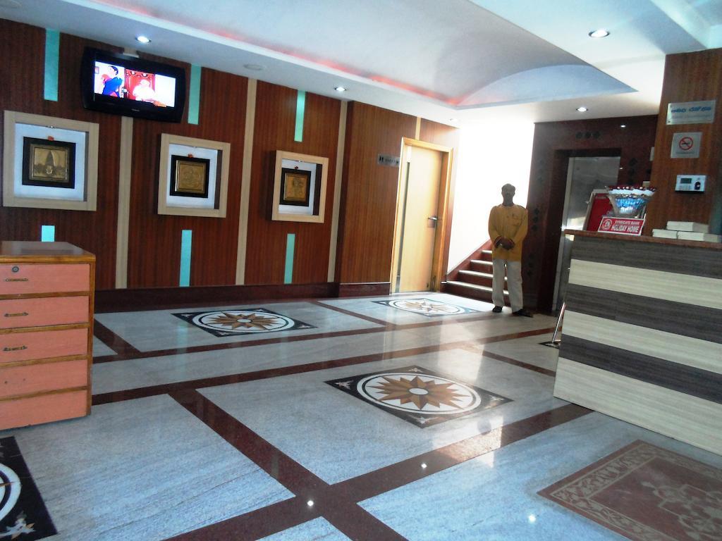 The Chakrie Residency Hotel Tirupati Exterior photo