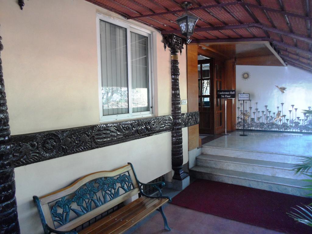 The Chakrie Residency Hotel Tirupati Exterior photo